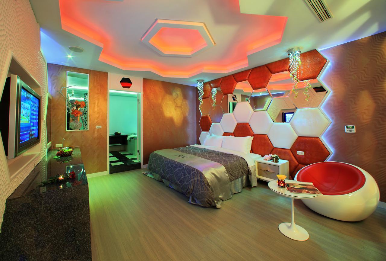 Roman Vacation Motel Dali Bagian luar foto