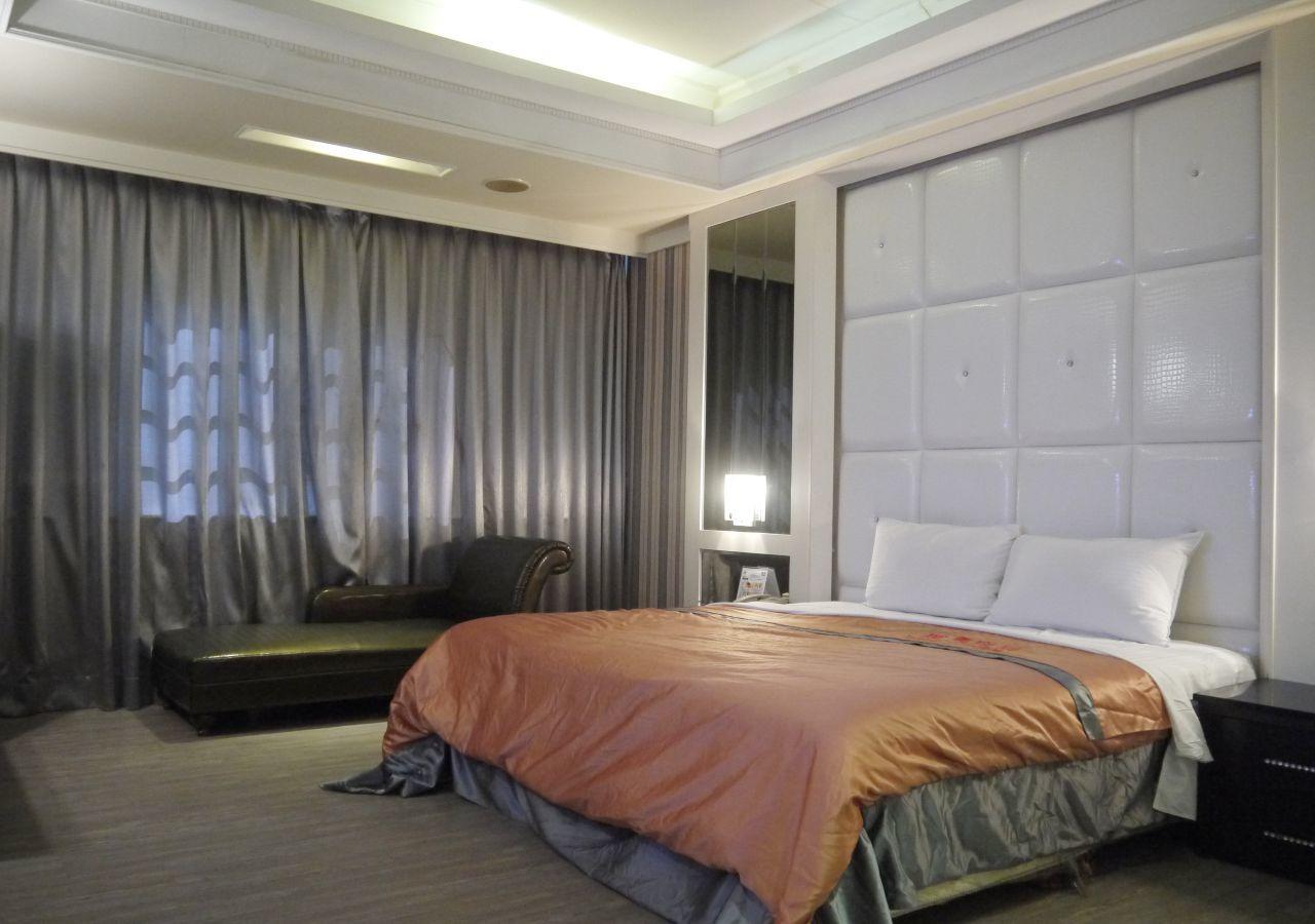 Roman Vacation Motel Dali Bagian luar foto