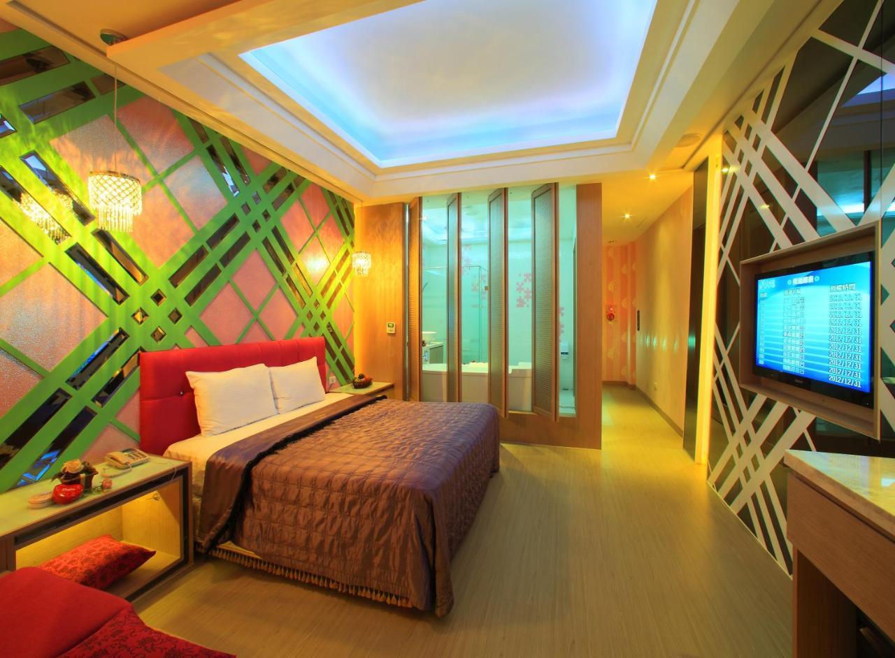 Roman Vacation Motel Dali Bagian luar foto