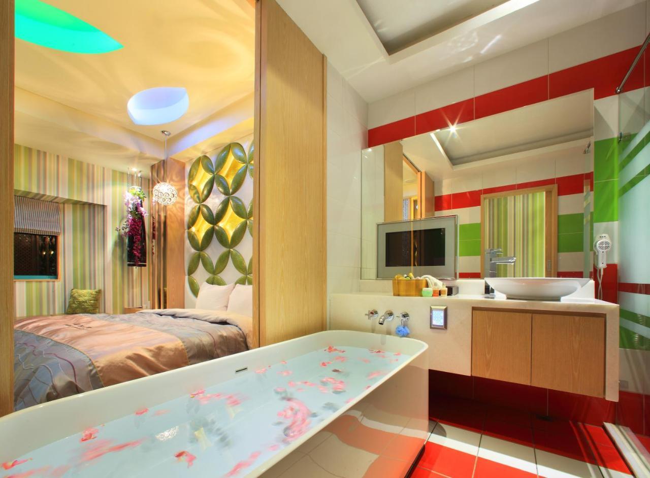 Roman Vacation Motel Dali Bagian luar foto